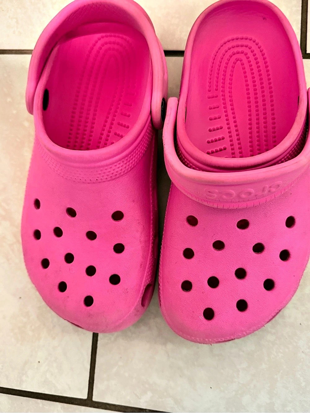 Crocs Classic Clog Pink W size 7 - Picture 2 of 3